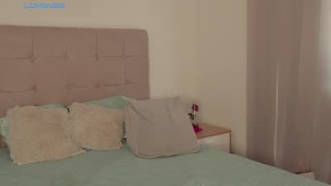  Abella  online show from February 17, 2025, 3:09 pm