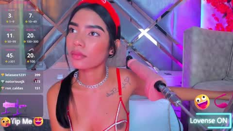 abelladgr online show from February 7, 2025, 8:55 am