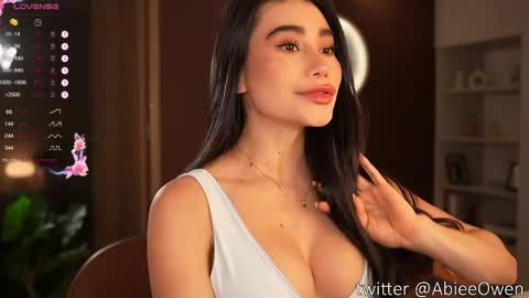 Snapshot of abie_owen chatting on May 7, 2026, 12:16 am abie_owen online show from May 7, 2026, 12:16 am