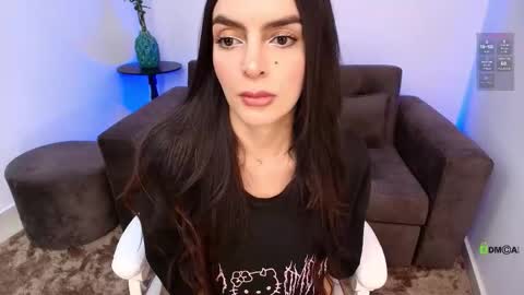 Snapshot of abigail_cruz_ chatting on October 3, 2025, 8:17 pm Abigail online show from October 3, 2025, 8:17 pm