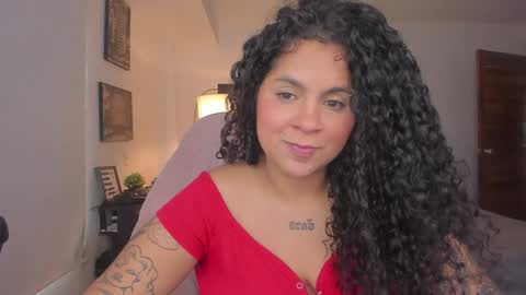 Snapshot of abigaill_13 chatting on January 8, 2025, 3:50 pm Abigail online show from January 8, 2025, 3:50 pm