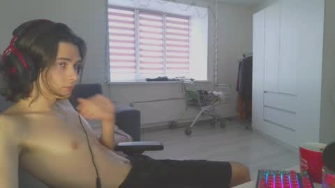 Snapshot of abobus123 chatting on December 5, 2024, 9:28 am hi cum in pvt noi extra tip online show from December 5, 2024, 9:28 am
