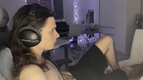 Snapshot of abobus123 chatting on February 6, 2026, 6:22 pm hi cum in pvt noi extra tip online show from February 6, 2026, 6:22 pm