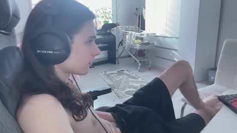 Snapshot of abobus123 chatting on March 3, 2026, 10:32 am hi cum in pvt noi extra tip online show from March 3, 2026, 10:32 am