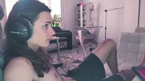 Snapshot of abobus123 chatting on April 2, 2026, 2:15 pm hi cum in pvt noi extra tip online show from April 2, 2026, 2:15 pm