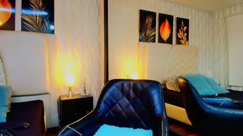 Snapshot of abravanel_sefardi chatting on April 20, 2026, 10:00 pm Abrovanel online show from April 20, 2026, 10:00 pm