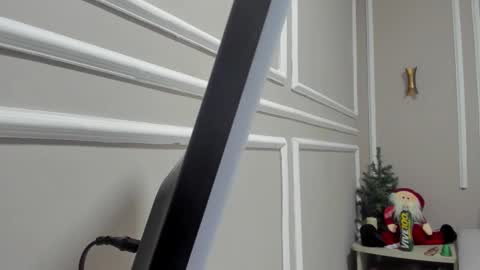 Abril jones online show from December 20, 2025, 12:29 am