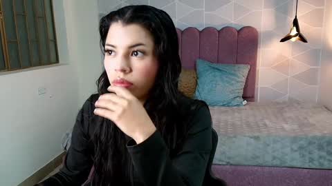 ABRIL MATTHEWS online show from January 11, 2025, 12:07 pm
