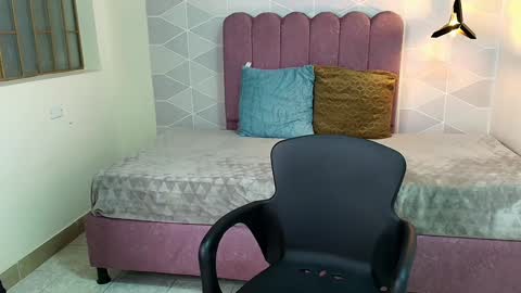 ABRIL MATTHEWS online show from January 13, 2025, 6:27 pm
