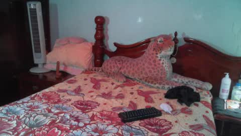 Snapshot of abrildiazsissy chatting on March 27, 2026, 8:26 am abrildiazsissy online show from March 27, 2026, 8:26 am