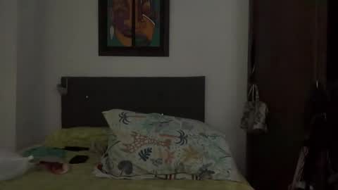 Snapshot of abrilsantosxo chatting on April 1, 2026, 12:28 pm abrilsantosxo online show from April 1, 2026, 12:28 pm