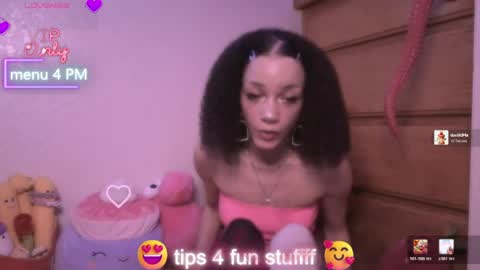 Snapshot of abruisedpeach chatting on May 20, 2026, 3:02 am Peach online show from May 20, 2026, 3:02 am