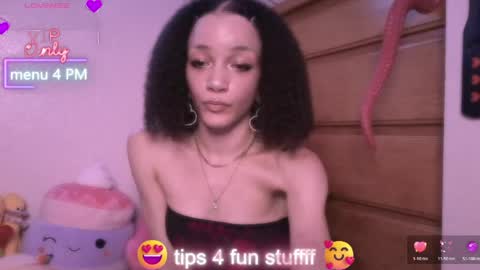 Snapshot of abruisedpeach chatting on June 6, 2026, 3:11 am Peach online show from June 6, 2026, 3:11 am