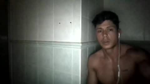 Snapshot of absolutwinner chatting on January 19, 2026, 1:31 am absolutwinner online show from January 19, 2026, 1:31 am