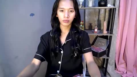 Snapshot of acyl_quixx chatting on January 29, 2025, 6:39 pm acyl_quixx online show from January 29, 2025, 6:39 pm