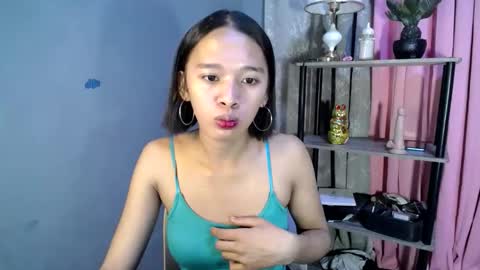 Snapshot of acyl_quixx chatting on February 4, 2025, 9:52 pm acyl_quixx online show from February 4, 2025, 9:52 pm