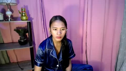 Snapshot of acyl_quixx chatting on February 19, 2025, 12:03 am acyl_quixx online show from February 19, 2025, 12:03 am