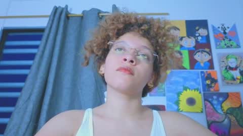 Snapshot of ada_gales_ chatting on July 19, 2026, 11:41 pm Isa online show from July 19, 2026, 11:41 pm