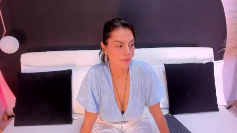    online show from April 13, 2026, 1:49 pm