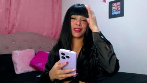 Snapshot of adalet_sair chatting on January 1, 2025, 2:30 am adalet online show from January 1, 2025, 2:30 am