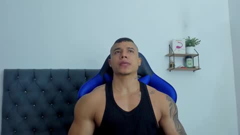 adam boss online show from October 25, 2025, 7:05 am