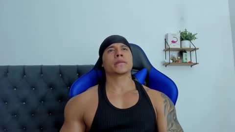 adam boss online show from November 25, 2025, 9:42 am