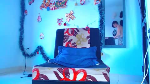 adam hot11 online show from December 27, 2024, 9:54 pm