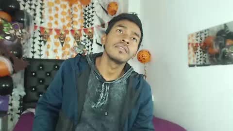 adam_morgan2 online show from October 19, 2025, 5:19 am