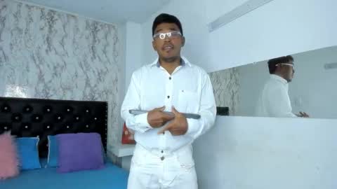 adam_morgan2 online show from January 10, 2026, 1:35 pm