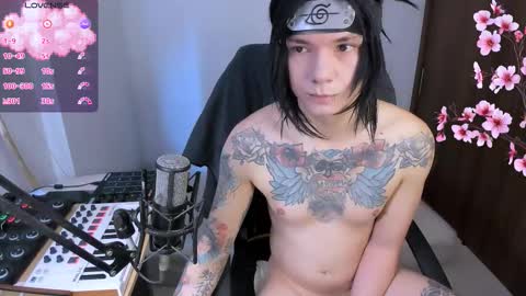  Adam online show from November 13, 2025, 1:54 pm