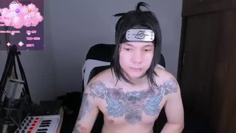 Snapshot of adam_rocket chatting on June 29, 2026, 1:23 am Adam online show from June 29, 2026, 1:23 am