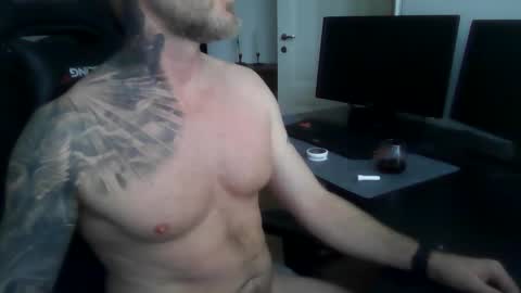 Adam online show from October 16, 2025, 2:29 pm
