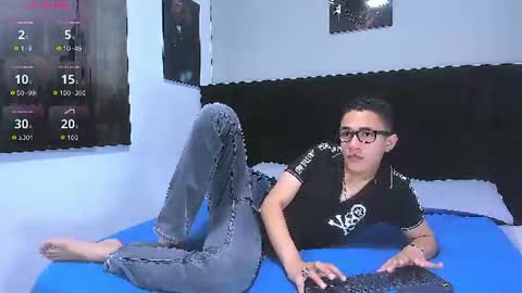 Snapshot of adam_walker_1 chatting on July 17, 2026, 3:39 pm adam_walker_1 online show from July 17, 2026, 3:39 pm