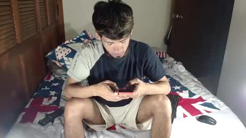 instagram  adam x256 online show from January 24, 2025, 12:20 am