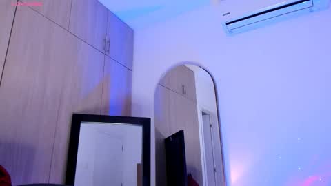 adambrocs1 online show from November 25, 2025, 6:02 am