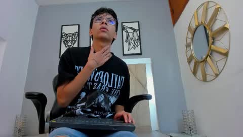 Adams Bobby online show from March 23, 2026, 11:14 am