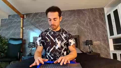 Snapshot of adams_sanz chatting on March 2, 2026, 7:43 pm Im Adams Sanz online show from March 2, 2026, 7:43 pm