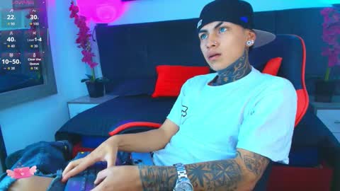 AdamsWalkerr  online show from February 23, 2026, 12:13 pm