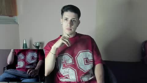 Snapshot of adan_rivas chatting on June 7, 2026, 2:05 am adan online show from June 7, 2026, 2:05 am
