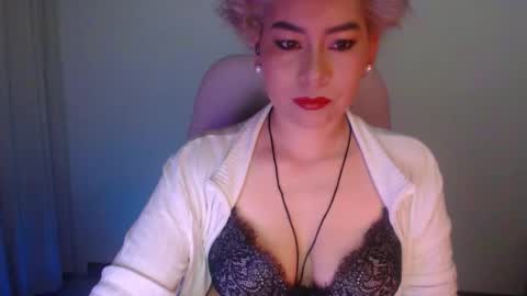 adan_romanoff online show from December 22, 2025, 7:38 am