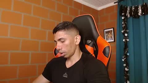 Adan Sin online show from January 6, 2025, 8:50 pm