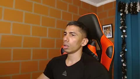 Adan Sin online show from January 10, 2025, 7:32 pm