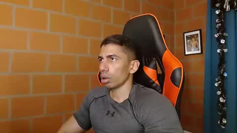 Adan Sin online show from January 11, 2025, 9:04 pm