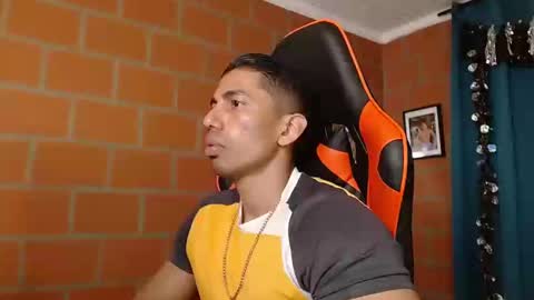 Adan Sin online show from February 20, 2025, 6:02 pm