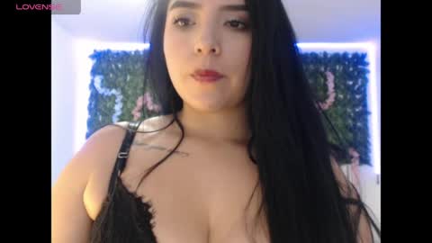 Adara online show from April 18, 2026, 7:07 pm