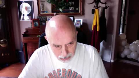 add_me_2 online show from May 30, 2026, 7:11 pm