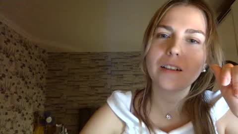 Snapshot of addicta_vera chatting on October 22, 2025, 5:34 pm addicta_vera online show from October 22, 2025, 5:34 pm