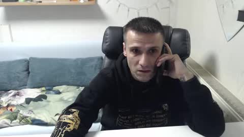 addictedgammer online show from December 24, 2024, 9:39 am