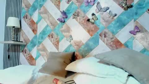 addison_avery online show from July 11, 2026, 2:03 am