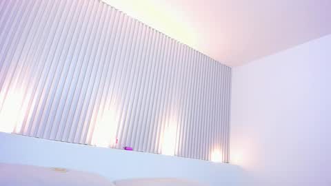 Adelaine Brow online show from November 6, 2025, 8:54 pm